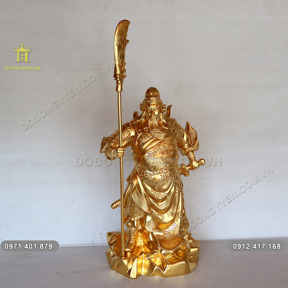 tượng quan c&ocirc;ng chống đao d&aacute;t v&agrave;ng